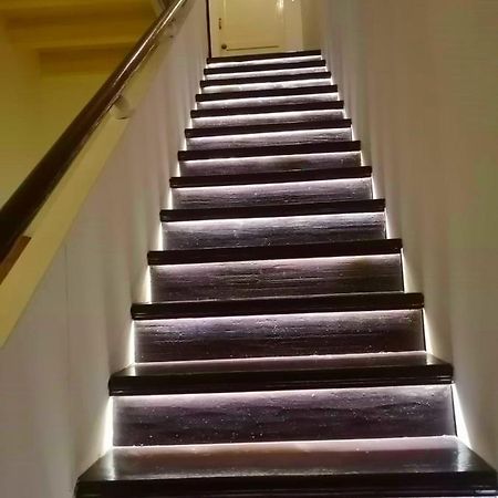 Sungai Ujong Home Stay جورج تاون المظهر الخارجي الصورة