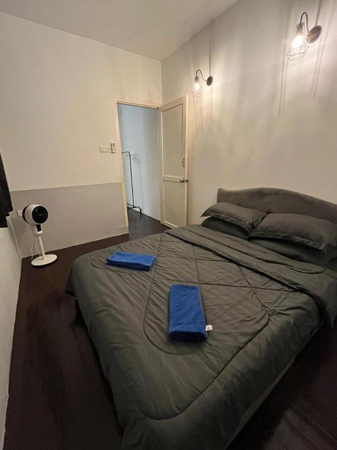 Sungai Ujong Home Stay جورج تاون المظهر الخارجي الصورة
